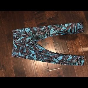 Lululemon- never worn!
